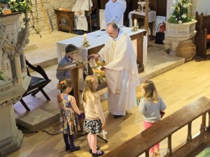 The children made Easter baskets during the service.